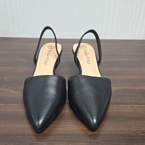 Bella-Vita Size 6W Black Leather Slingback Dress Pumps